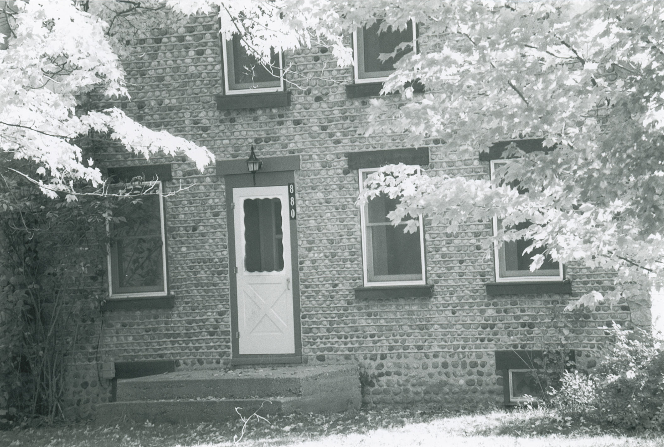 Oak-1 880 E Snell Rd 2